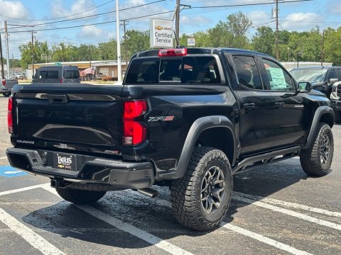 New Black 2026 Chevrolet Colorado ZR2 4WD - photo 6 - Stock #261087