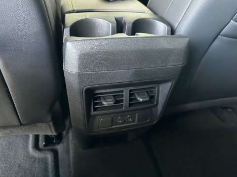 New Black 2026 Chevrolet Colorado ZR2 4WD - photo 21 - Stock #261087