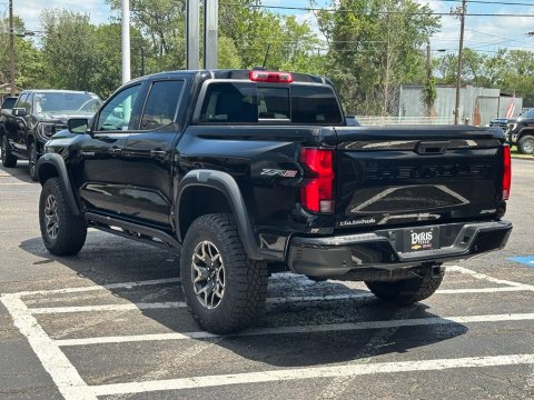 New Black 2026 Chevrolet Colorado ZR2 4WD - photo 7 - Stock #261087