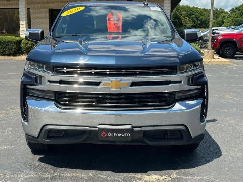 Pre-Owned Northsky Blue Metallic 2020 Chevrolet Silverado 1500 LT RWD - photo 2 - Stock #X2495