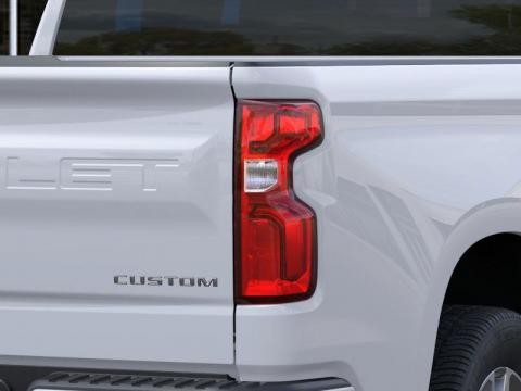 New Summit White 2026 Chevrolet Silverado 1500 Custom RWD - photo 11 - Stock #260831