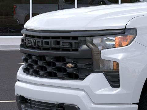 New Summit White 2026 Chevrolet Silverado 1500 Custom RWD - photo 13 - Stock #260831