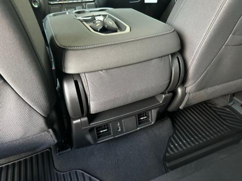 New Summit White 2026 Chevrolet Silverado 1500 Custom RWD - photo 21 - Stock #260831