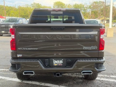 Pre-Owned Harvest Bronze Metallic 2023 Chevrolet Silverado 1500 High Country 4WD - photo 5 - Stock #261119A