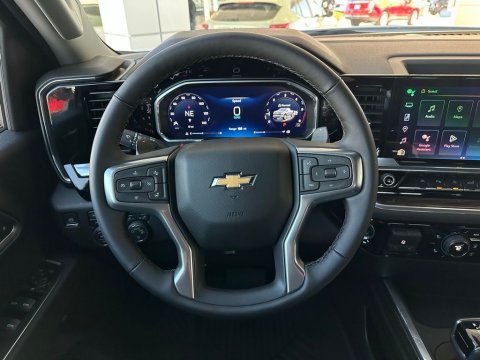 New Summit White 2026 Chevrolet Silverado 1500 LT 4WD - photo 18 - Stock #260725