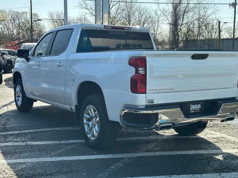 New Summit White 2026 Chevrolet Silverado 1500 LT 4WD - photo 8 - Stock #260725