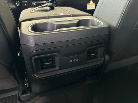 New Summit White 2026 Chevrolet Silverado 1500 LT 4WD - photo 21 - Stock #260796