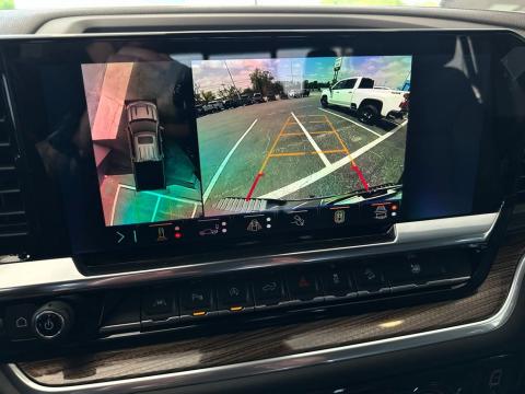 New Summit White 2026 Chevrolet Silverado 1500 LT 4WD - photo 26 - Stock #260796