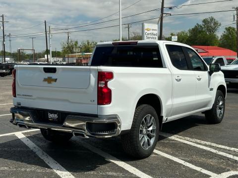 New Summit White 2026 Chevrolet Silverado 1500 LT 4WD - photo 7 - Stock #260796