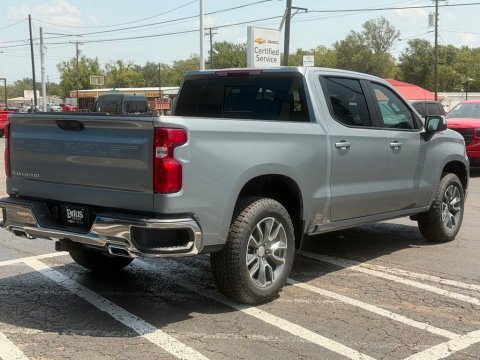 New Sterling Gray Metallic 2026 Chevrolet Silverado 1500 LT 4WD - photo 21 - Stock #261277
