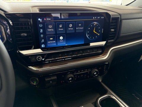 New Sterling Gray Metallic 2026 Chevrolet Silverado 1500 LT 4WD - photo 37 - Stock #261277