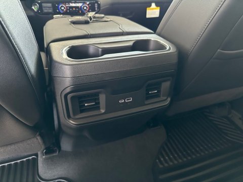 New Black 2026 Chevrolet Silverado 1500 LT 4WD - photo 21 - Stock #261054