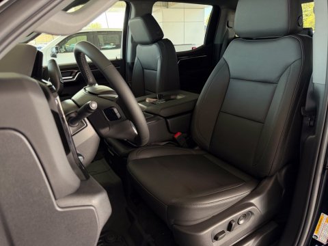 New Black 2026 Chevrolet Silverado 1500 LT 4WD - photo 13 - Stock #261382