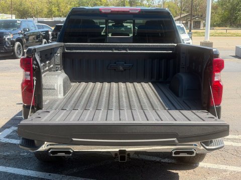 New Black 2026 Chevrolet Silverado 1500 LT 4WD - photo 7 - Stock #261382