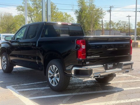 New Black 2026 Chevrolet Silverado 1500 LT 4WD - photo 9 - Stock #261382