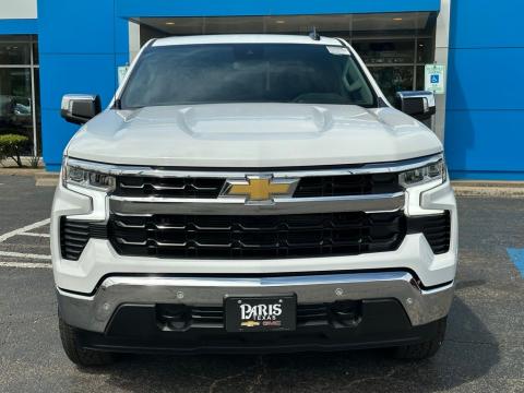 New Summit White 2026 Chevrolet Silverado 1500 LT 4WD - photo 2 - Stock #260826
