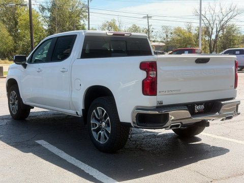 New Summit White 2026 Chevrolet Silverado 1500 LT 4WD - photo 9 - Stock #261383