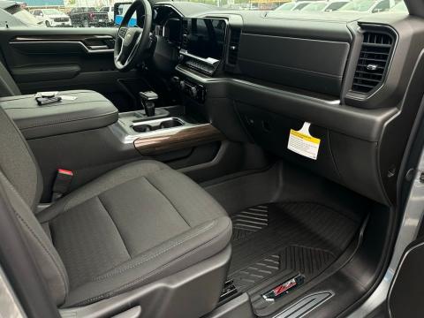 New Sterling Gray Metallic 2026 Chevrolet Silverado 1500 LT 4WD - photo 15 - Stock #260828