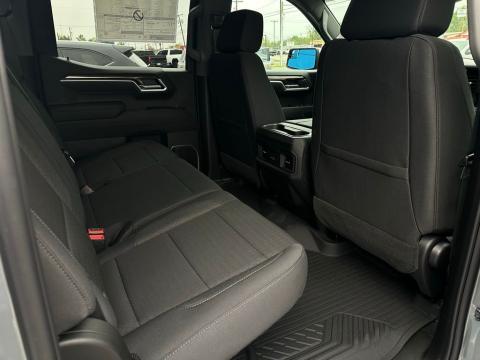 New Sterling Gray Metallic 2026 Chevrolet Silverado 1500 LT 4WD - photo 17 - Stock #260828