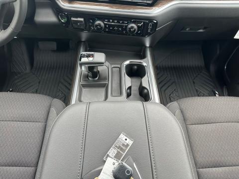 New Sterling Gray Metallic 2026 Chevrolet Silverado 1500 LT 4WD - photo 20 - Stock #260828