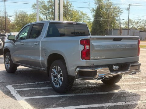 New Sterling Gray Metallic 2026 Chevrolet Silverado 1500 LT 4WD - photo 9 - Stock #261356