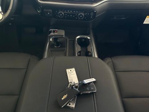 New Black 2026 Chevrolet Silverado 1500 RST 4WD - photo 20 - Stock #260785