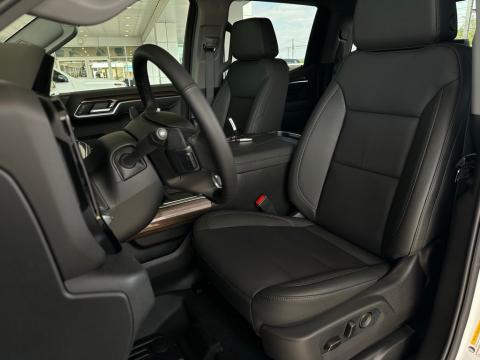 New Summit White 2026 Chevrolet Silverado 1500 RST 4WD - photo 12 - Stock #260775