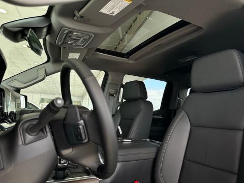 New Summit White 2026 Chevrolet Silverado 1500 RST 4WD - photo 13 - Stock #260775