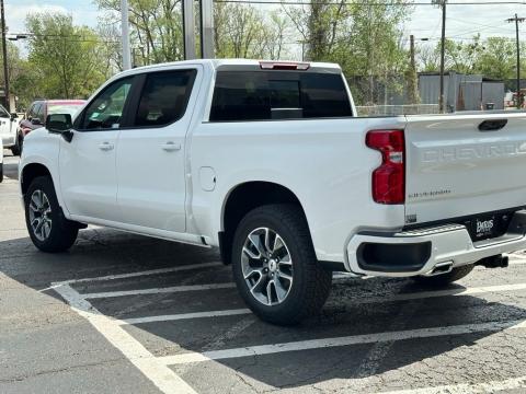 New Summit White 2026 Chevrolet Silverado 1500 RST 4WD - photo 8 - Stock #260775