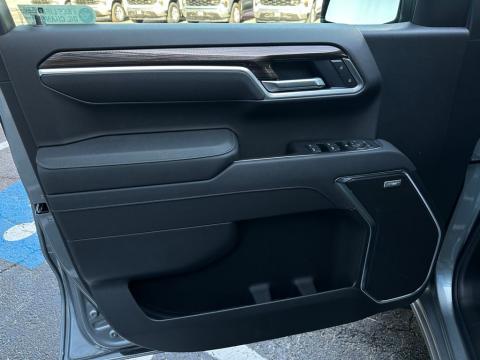 New Sterling Gray Metallic 2026 Chevrolet Silverado 1500 RST 4WD - photo 10 - Stock #260776