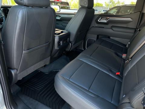 New Sterling Gray Metallic 2026 Chevrolet Silverado 1500 RST 4WD - photo 14 - Stock #260806