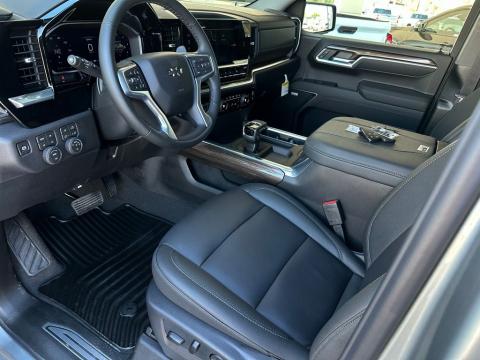 New Sterling Gray Metallic 2026 Chevrolet Silverado 1500 RST 4WD - photo 9 - Stock #260806