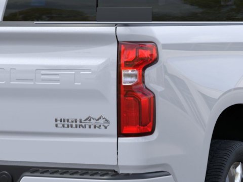 New Polar White Tricoat 2026 Chevrolet Silverado 1500 High Country 4WD - photo 11 - Stock #261342