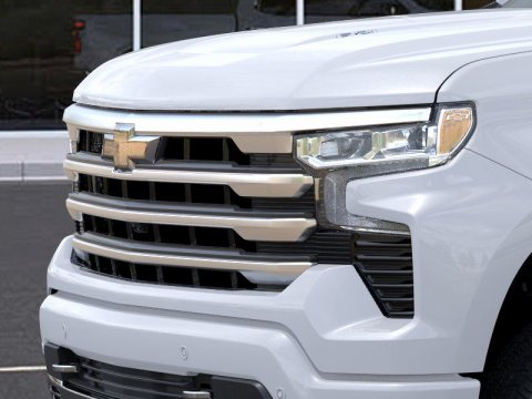 New Polar White Tricoat 2026 Chevrolet Silverado 1500 High Country 4WD - photo 13 - Stock #261342