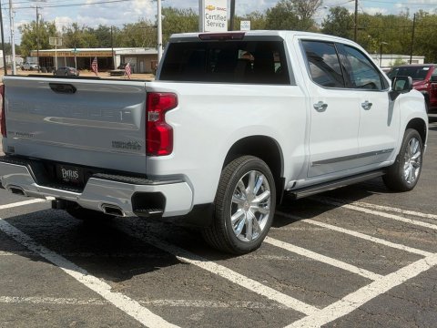 New Polar White Tricoat 2026 Chevrolet Silverado 1500 High Country 4WD - photo 31 - Stock #261342