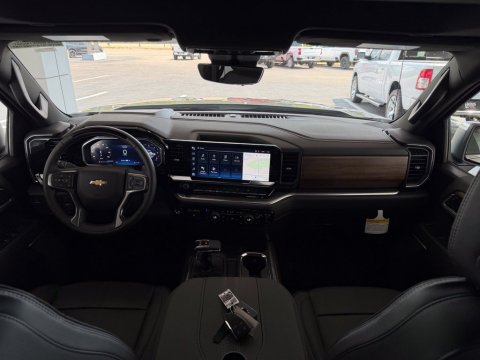 New Polar White Tricoat 2026 Chevrolet Silverado 1500 High Country 4WD - photo 20 - Stock #261342