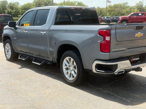 Pre-Owned Satin Steel Metallic 2022 Chevrolet Silverado 1500 LTD LTZ 4WD - photo 8 - Stock #X2549