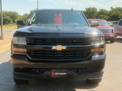 Pre-Owned Black 2018 Chevrolet Silverado 1500 Custom 4WD - photo 2 - Stock #X2540