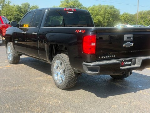 Pre-Owned Black 2018 Chevrolet Silverado 1500 Custom 4WD - photo 8 - Stock #X2540