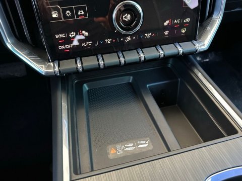 New Sterling Metallic 2026 GMC Acadia Elevation FWD - photo 25 - Stock #260505