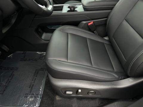 New Volcanic Red Tintcoat 2026 GMC Acadia Elevation FWD - photo 17 - Stock #260897