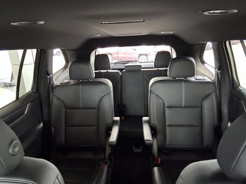 New Volcanic Red Tintcoat 2026 GMC Acadia Elevation FWD - photo 27 - Stock #260512