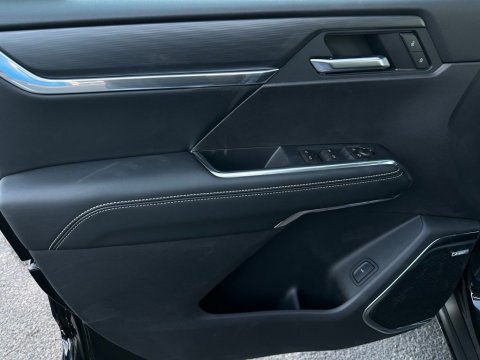 New Ebony Twilight Metallic 2026 GMC Acadia Elevation FWD - photo 11 - Stock #260596