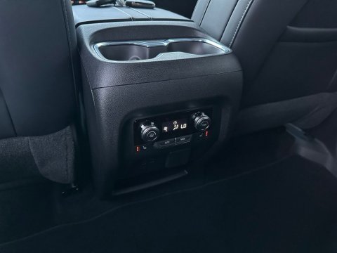 New Ebony Twilight Metallic 2026 GMC Acadia Elevation FWD - photo 22 - Stock #260596