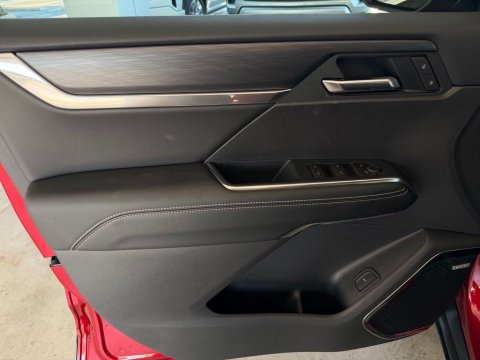 New Volcanic Red Tintcoat 2026 GMC Acadia Elevation FWD - photo 11 - Stock #261217