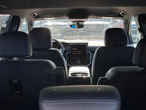 2026 GMC Acadia Elevation - Photo 7