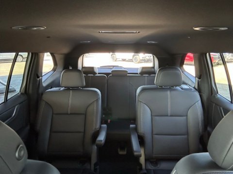 New Volcanic Red Tintcoat 2026 GMC Acadia Elevation FWD - photo 25 - Stock #261000