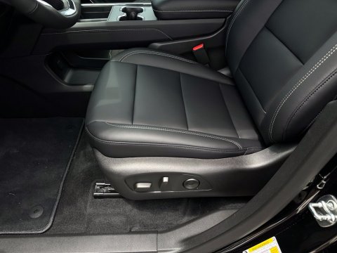 New Ebony Twilight Metallic 2026 GMC Acadia Elevation FWD - photo 13 - Stock #261123