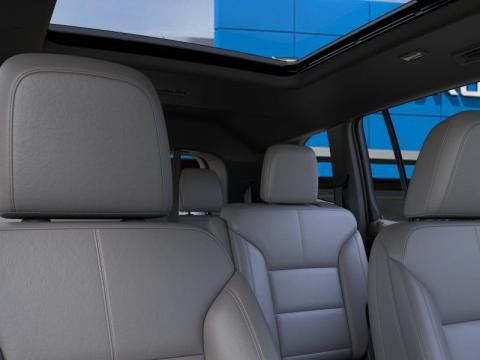 New Volcanic Red Tintcoat 2026 GMC Acadia Elevation FWD - photo 24 - Stock #261070
