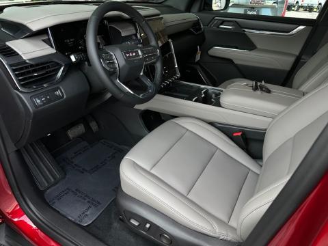 New Volcanic Red Tintcoat 2026 GMC Acadia Elevation FWD - photo 10 - Stock #261070